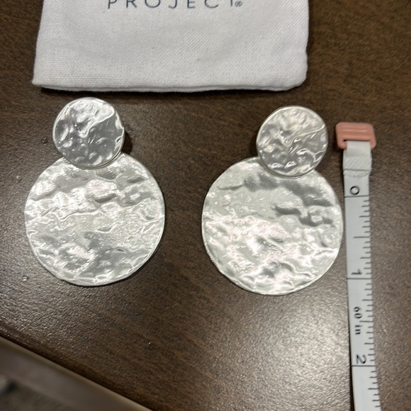 Earrings - Picture 3 of 3